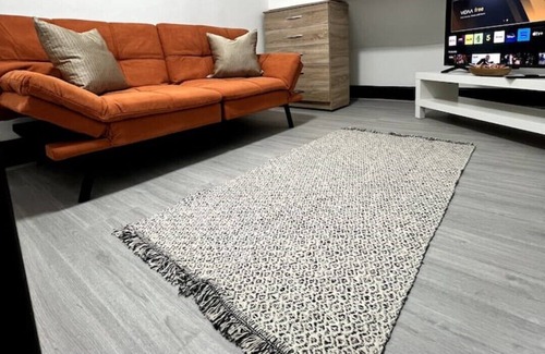 Sheldon Apartamento | Stylish Stay 10 mins from NEC, HS2 & BHX Airport