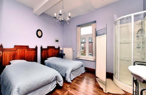 Pont-a-Lesse Casa | Stylish Stay with Sauna, cleaning included