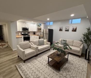 Beverly Apartamento | Stylish Stay By Beach & Shops
