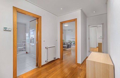 Parque das Nacoes Apartamento | Stylish Stay in Lisbon-Scenic Views