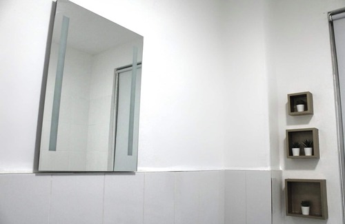 Openshaw Casa | Stylish Stay Near Etihad Stadium / TV Included / Great For Groups