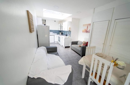 Selly Oak Apartamento | Stylish Studio for Short Term Near the City!