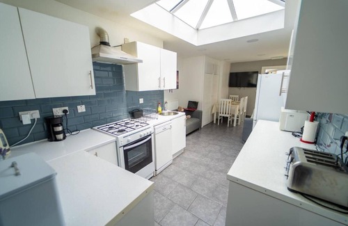Selly Oak Apartamento | Stylish Studio for Short Term Near the City!
