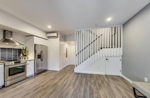 Downtown Oakland Apartamento | Stylish Studio in Laney-Peralta