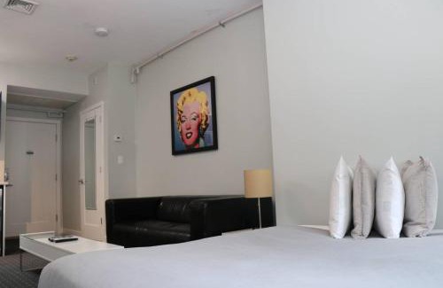 Back Bay Apartamento | Stylish Studio on Newbury St, THIS IS BOSTON! #12