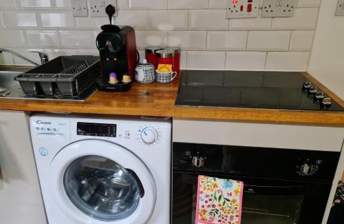 Highbury Apartamento | Stylish studio - private bathroom, 15mins to Central London!