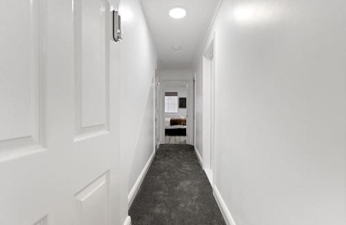 Hale Apartamento | Stylish Studio room in Mill Hill