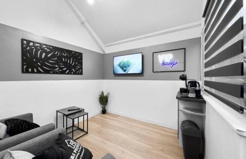 Maerdy Apartamento | Stylish Studio Suite W Vip Lounge Access-maerdy