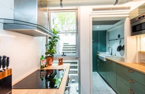Northbridge Apartamento | Stylish Studio With Balcony