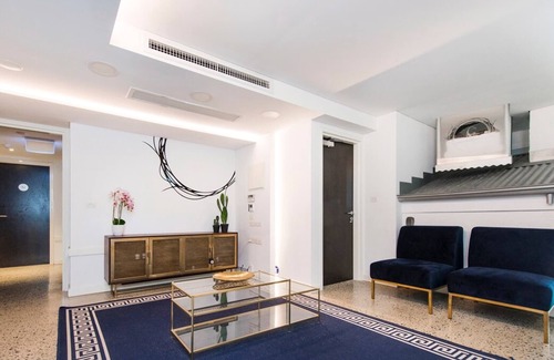 Northbridge Apartamento | Stylish Studio With Balcony
