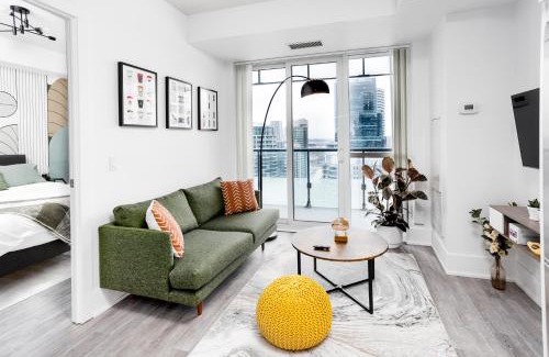 Toronto Entertainment District Apartamento | Stylish Suite at 300 Front Street W