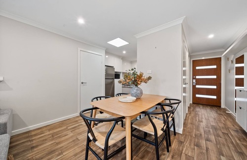 Coombs Casa | Stylish Townhouse with Private Courtyard