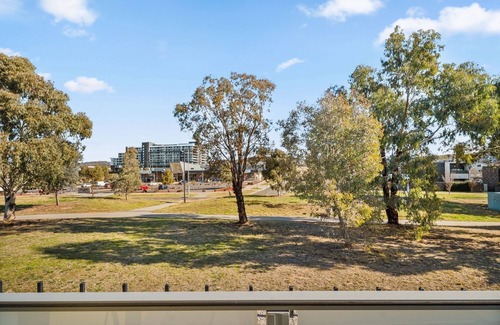 Coombs Casa | Stylish Townhouse with Private Courtyard