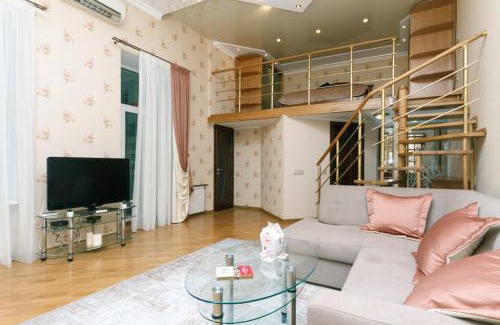Khreshchatyy Yar Apartamento | Stylish two-level flat 2 min from Khreschatyk