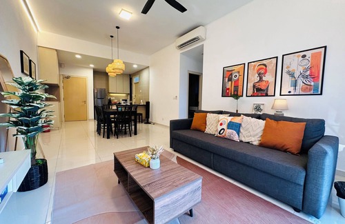 Petaling Jaya Apartamento | Stylish Urban Oasis