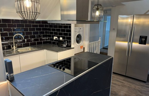 Uxbridge South Apartamento | Stylish uxbridge 3 bed flat