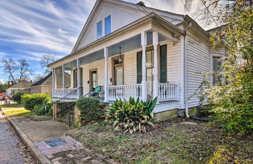 Vicksburg Apartamento | Stylish Vicksburg Apt with Porch - 2 Mi to Casino!