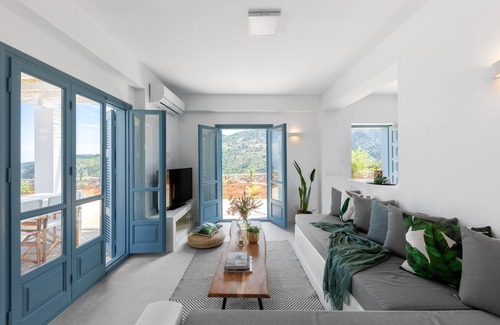 Kalamitsi Villa | Elegante villa con piscina privada y una increíble vista del atardecer