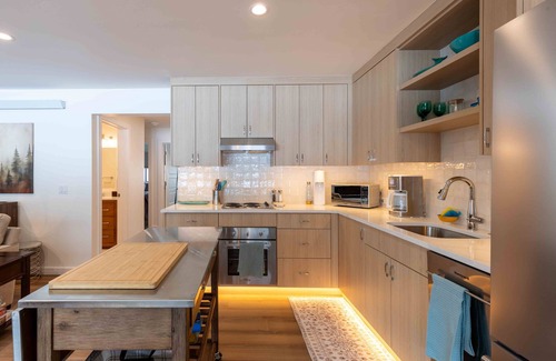 Warm Springs Condominio | Stylish Warm Springs Adventure Condo
