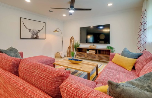 Ogden Casa | Stylish Wilmington Home Rental: 6 Mi to Beaches!