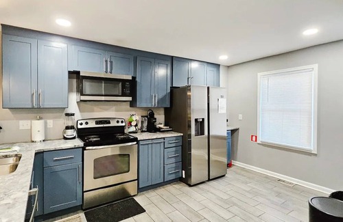 Downtown Wilmington Casa | Modern City Center House w/ Loft & 4 Parking Spots