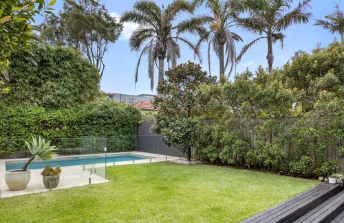 Maroubra Casa | Stylishly renovated 3BR characterful home with pool