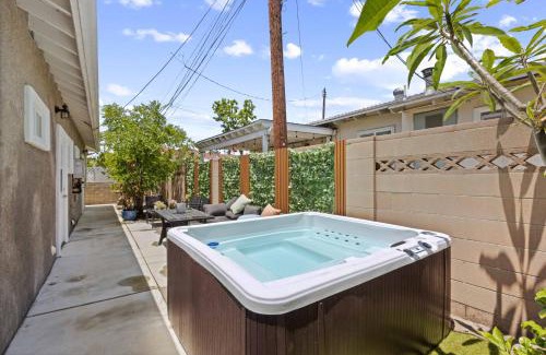 Temple City Casa | Stylist Home In Convenient Location!