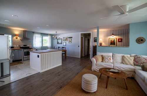 Captain Cook Casa | Stylized Captain's House
