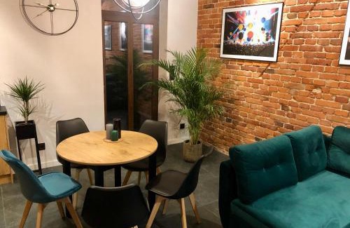 Ostrow Wielkopolski Apartamento | Stylowy apartament tuż przy Rynku