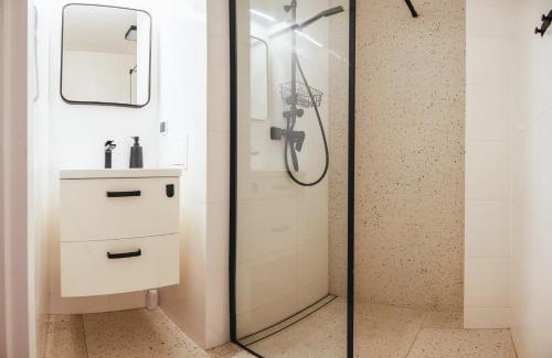 Radom Apartamento | Stylowy loft w kamienicy przy Dworcu PKP