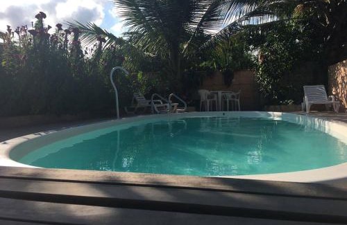 Bairro da Enseada Casa | Suíte 10 com wifi a 4 min da praia em Caraguá