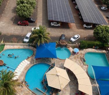 J Jeriquara Apartamento | Suíte 1015 - Thermas Place com Parque Aquático