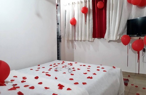 Bairro da Enseada Cama Y Desayuno | Suíte 3 com piscina e wi-fi em Caraguatatuba
