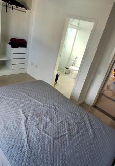 Centro Casa | Suíte 50 metros da praia, 10 km Beto Carrero e BC, local compartilhado