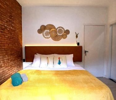 Itaoca Casa | Suíte Casal no Centro de Guararema - Vilarejo