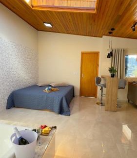 Piratuba Casa | Suíte dos Sonhos - Suíte climatizada - Romântica, única e meio à natureza!