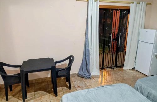 Ciudad Del Este Casa | Suíte Independente