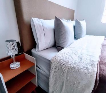 Vila Telma Casa | Suíte Nosso Abrigo - Jaguaribe 2km do Capivari