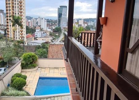 Velha Casa | Suíte Theo