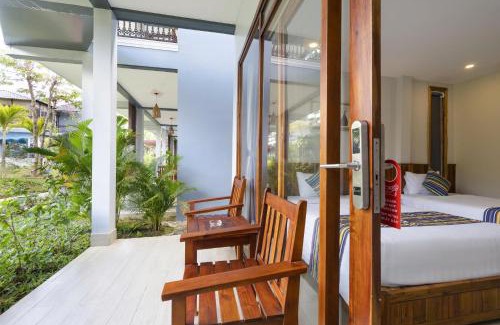 Duong Dong Hotel | Suối Mây Garden Resort & spa