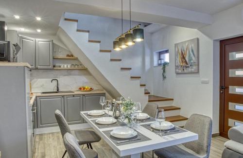Kastel Novi Apartamento | Su Casa - at Kastela OldTown