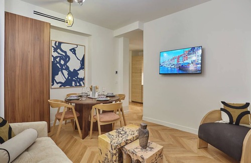 Saint-Vincent-de-Paul Apartamento | Sublime Apartment Center of Paris