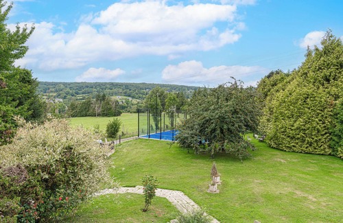 Englesqueville-en-Auge Casa | Sublime House with Swimming Pool and Padel Court