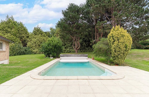 Englesqueville-en-Auge Casa | Sublime House with Swimming Pool and Padel Court