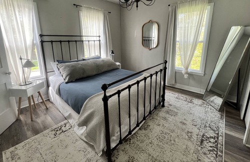 Trumansburg Apartamento | Suburban Flat