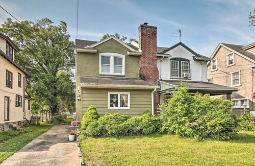 Lansdowne Cabaña | Suburban Home w/ Backyard Patio < 7 Miles to Dtwn!