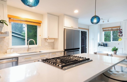 North Creek Casa | Suburban Oasis w/ Hot Tub, Fitness Room, and Office in Serene Bothell