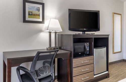 Gainesville Hotel | Suburban Studios Gainesville