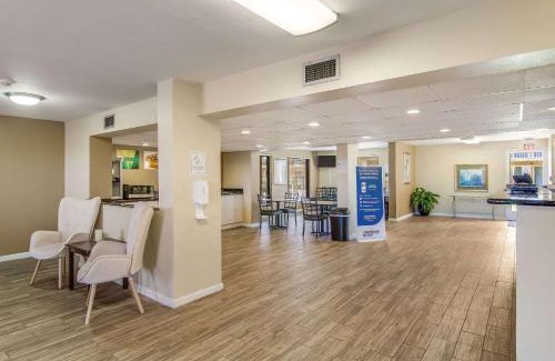 Kingsland Hotel | Suburban Studios Hotel Kingsland Near I-95