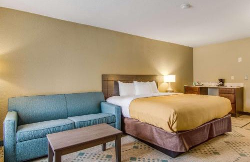 Kingsland Hotel | Suburban Studios Hotel Kingsland Near I-95